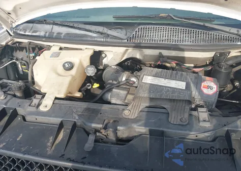 2006 Chevrolet Express Work Van from USA, damaged, VIN 1GCGG25V161204304